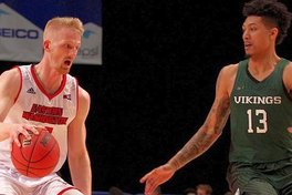 Українці в NCAA: Михайлюк та Близнюк перемогли в плей-оф конференцій