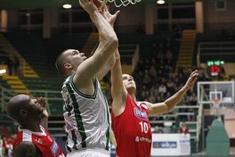Авеліно Фесенка вийшло в півфінал Кубка Європи ФІБА