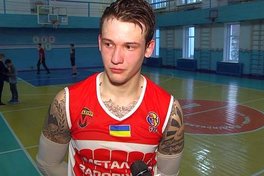 Палкі пристрасті в чвертьфіналі Першої ліги: відео