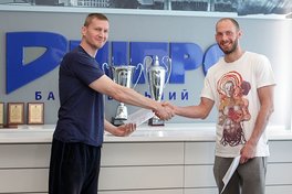 Дніпро продовжив угоду з найкращим форвардом чемпіонату України