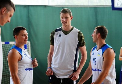 Головна збірна України провела відкрите тренування: фотогалерея