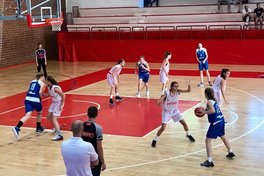Жіноча збірна U-14 зіграла зі сташими суперницями з Чорногорії