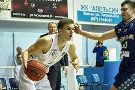 Миколаїв продовжив угоду з захисником