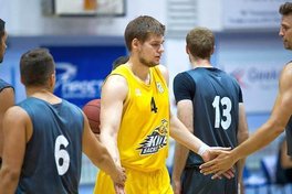Новачок Суперліги Парі-Матч зіграє з чемпіонами України