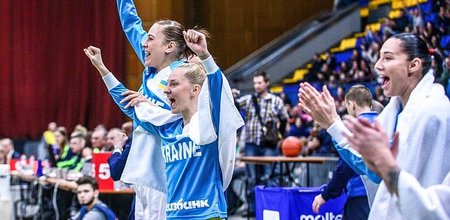 Жіноча збірна України: місяць до вирішальних матчів