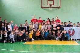 Баскетболісти Рівного провели відкритий урок баскетболу