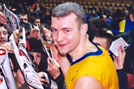 Легендарному центровому збірної України потрібна допомога