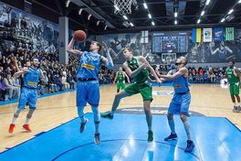 Суперліга Парі-Матч: результати 10-13 січня