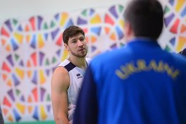 Збірна України розпочала підготовку до вирішальних матчів проти Чорногорії та Словенії