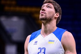 В’ячеслав Кравцов: вдома треба доводити свою міць