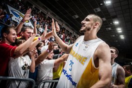 Олексій Лень та Святослав Михайлюк підтримали збірну України: відео