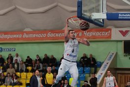 Відео топ-моментів завершення регулярного чемпіонату Суперліги Парі-Матч