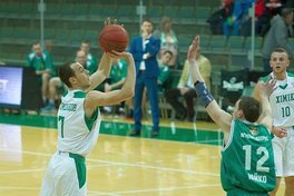 Вища ліга: бронзова серія переїхала в Южне