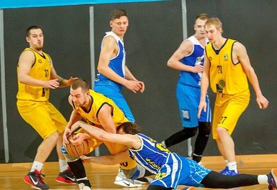 Золотой Вєк виграв перший матч за бронзу Першої ліги: фотогалерея
