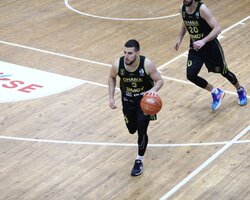 Перша ліга: відеотрансляція матчів 7 грудня