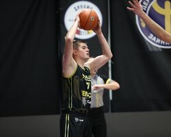 Перша ліга: результати матчів 7 грудня