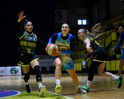 Будівельник залишився непереможним у жіночій Суперлізі, обігравши Київ-Баскет