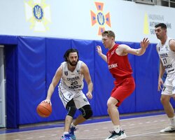 Чайка-ВМСУ обіграла Політехнік в Першій лізі: фотогалерея