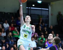 Українки за кордоном: Кулєша провела результативний матч в Австрії