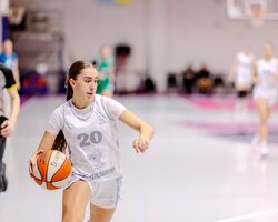 Жіноча Вища ліга: відеотрансляція матчу 11 грудня