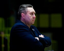 Важка перемога Соколів у кубковому матчі проти Кривбасу: відео коментарів