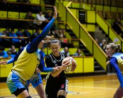 Будівельник виграв у Франківська-Прикарпаття в матчі лідерів жіночої Суперліги