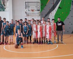 ВЮБЛ серед юнаків 2012 року: дніпровська СДЮСШОР-5 виграла тур у Києві