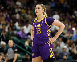 Українки за кордоном: дабл-дабл Діке, Коваль набрала 9 очок в NCAA