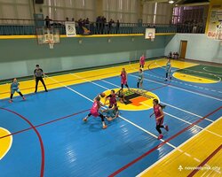 ВЮБЛ серед дівчат 2013 року: ігри першого етапу пройшли у Нововолинську