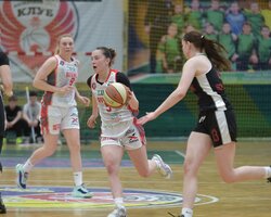 Жіноча Вища ліга: відеотрансляція матчів 20 грудня