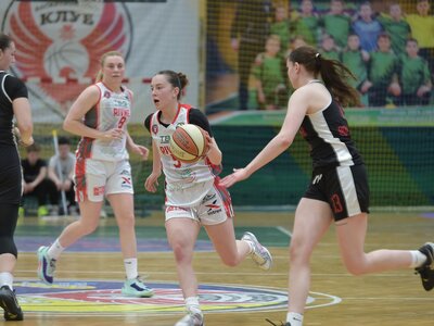 Жіноча Вища ліга: відеотрансляція матчів 20 грудня