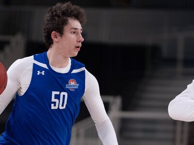 Українці за кордоном: Ковляр зіграв 21 хвилину в Адріатичній лізі, у Михайлюка 6 очок в НБА