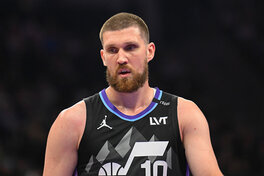 Українці за кордоном: Санон набрав 13 очок у Польщі, Михайлюк допоміг Юті обіграти лідера НБА