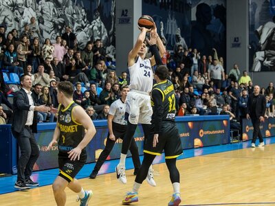 Новорічні хайлайти: топ-10 влучань першої половини сезону Суперліги