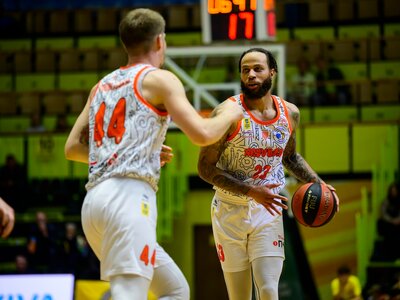 Новорічні хайлайти: топ-10 передач першої половини сезону Суперліги