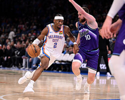 Українці за кордоном: Санон і Ковляр зіграли в Єврокубку, продуктивний матч Михайлюка в НБА