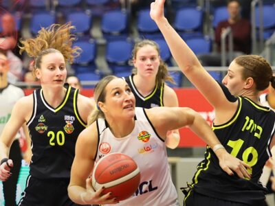 Українки за кордоном: у Діке дабл-дабл у NCAA, Юркевічус набрала 6 очок в Ізраїлі