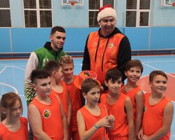 В Новій Баскетбольній Академії БК Житомир провели святкове новорічне святкування