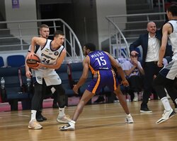 Говерла набрала 100 очок в матчі з Запоріжжям, Соколи обіграли Рівне: хайлайти Суперліги 10 січня