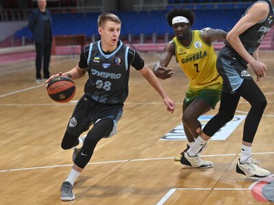 Дніпро впевнено переміг Прикарпаття-Говерлу в Запоріжжі