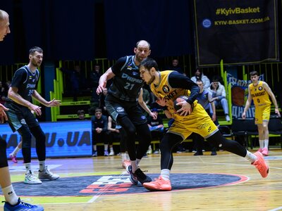 Дніпро поступився Київ-Баскету, Рівне обіграв Запоріжжя: хайлайти матчів Суперліги GGBET за 17 січня