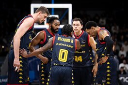 Українці за кордоном: у Пустового 10 очок в Іспанії, Кличко набрав 15 очок у Франції 