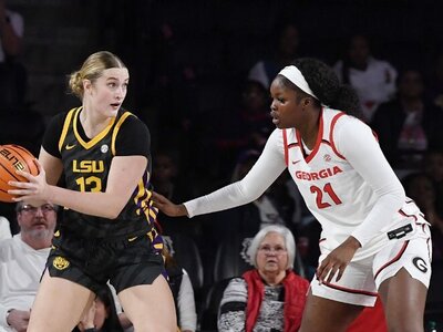 Українки за кордоном: Ягупова набрала 12 очок у Туреччині, у Коваль 9 очок в NCAA