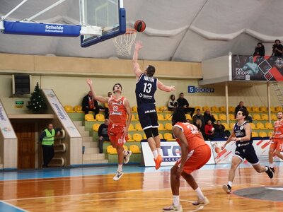 Харківські Соколи впевнено перемогли Черкаських Мавп