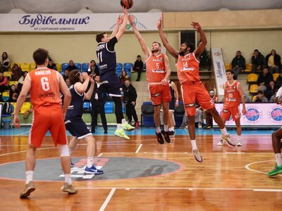 Харківські Соколи вдруге в сезоні перемогли Черкаських Мавп: фотогалерея