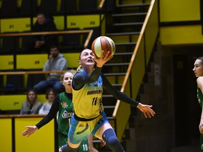 Жіноча Суперліга: відеотрансляція матчу 27 січня