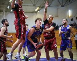 Перша ліга: відеотрансляція матчу 30 січня