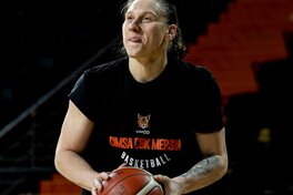 Українки за кордоном: Ягуповій не вистачило одного підбирання до дабл-даблу