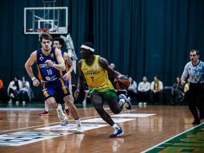 Прикарпаття-Говерла вдома обіграла Старий Луцьк