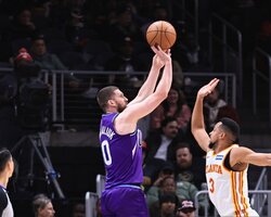 Українці за кордоном: Михайлюк набрав 14 очок в НБА проти Атланти